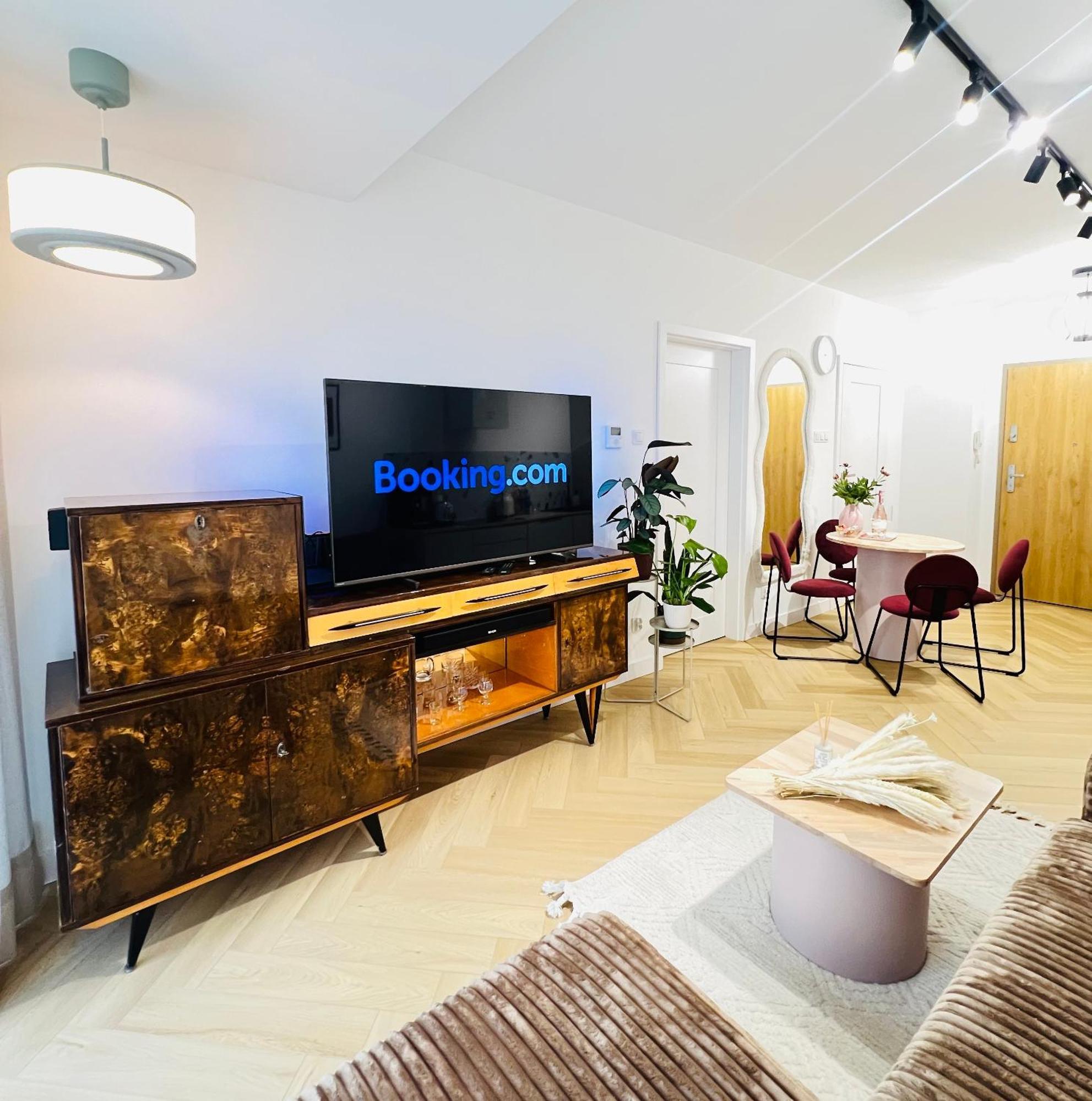Apartment Charming In A Area- Free Parking Krakow